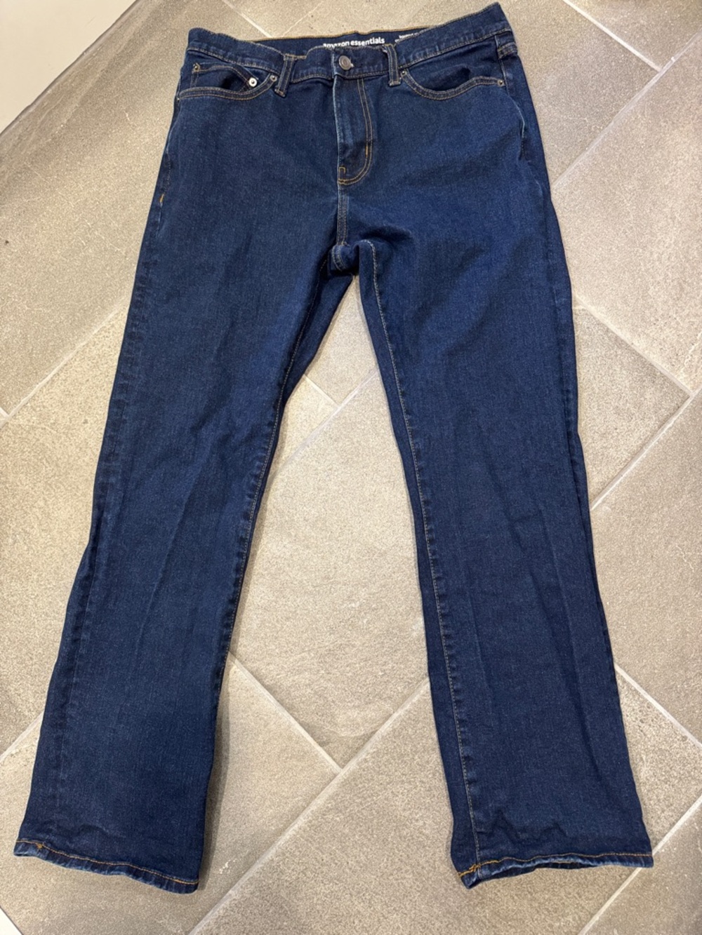 Amazon Essentials Men’s Bootcut Straight Jeans - Dark Wash (Size 34Wx32L)
